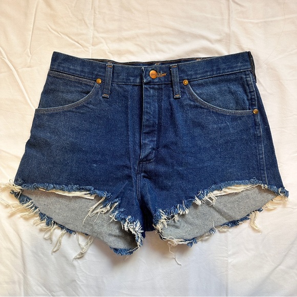 Wrangler shorty booty jean shorts - Picture 1 of 4